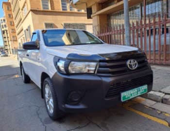 2024 Toyota Hiluc — photo 1