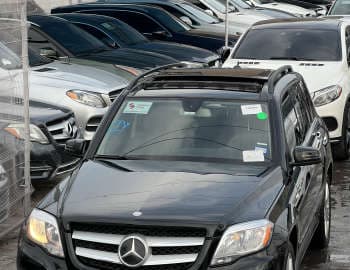 Super clean 2015 GLK350 — photo 1