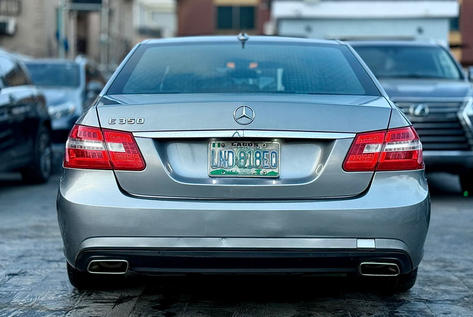 2010 MercedesBenz E350 — photo 7
