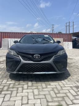 2019 Camry sport edition with sun roof  thumb start