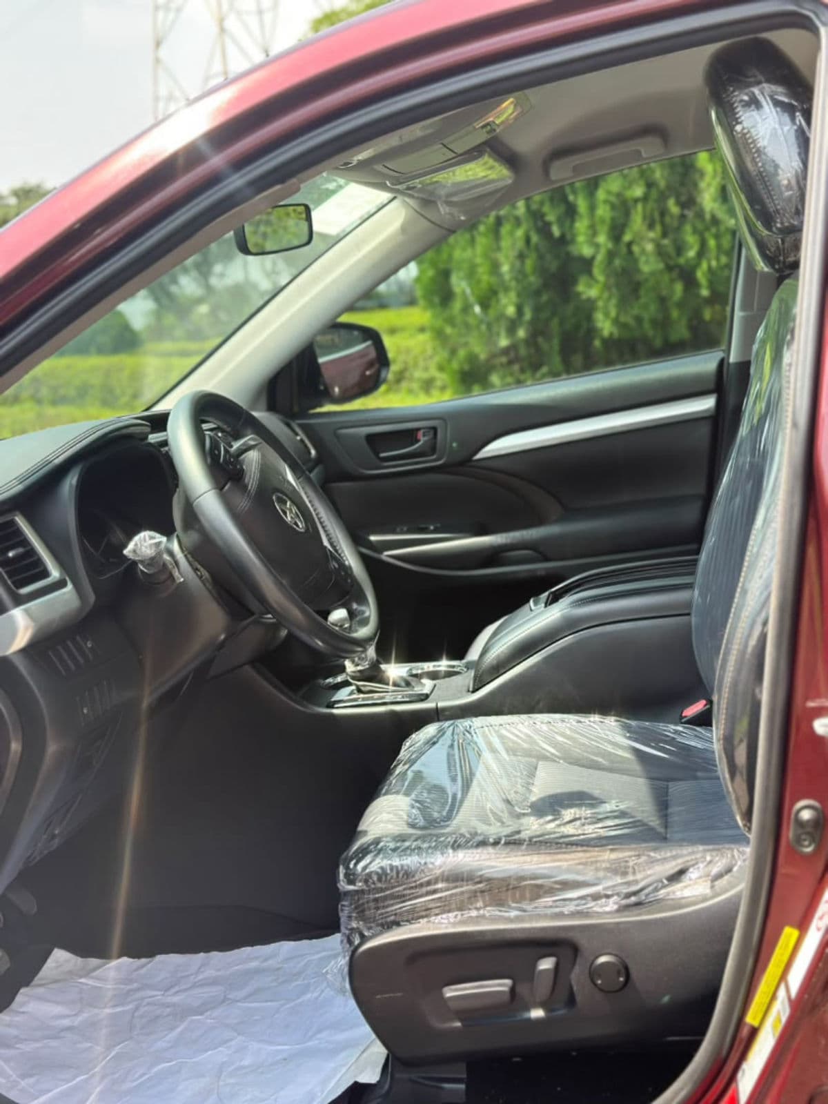 2016 TOYOTA HIGHLANDER LE — photo 5