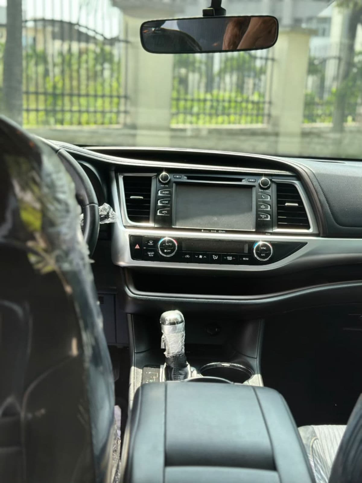2016 TOYOTA HIGHLANDER LE — photo 8