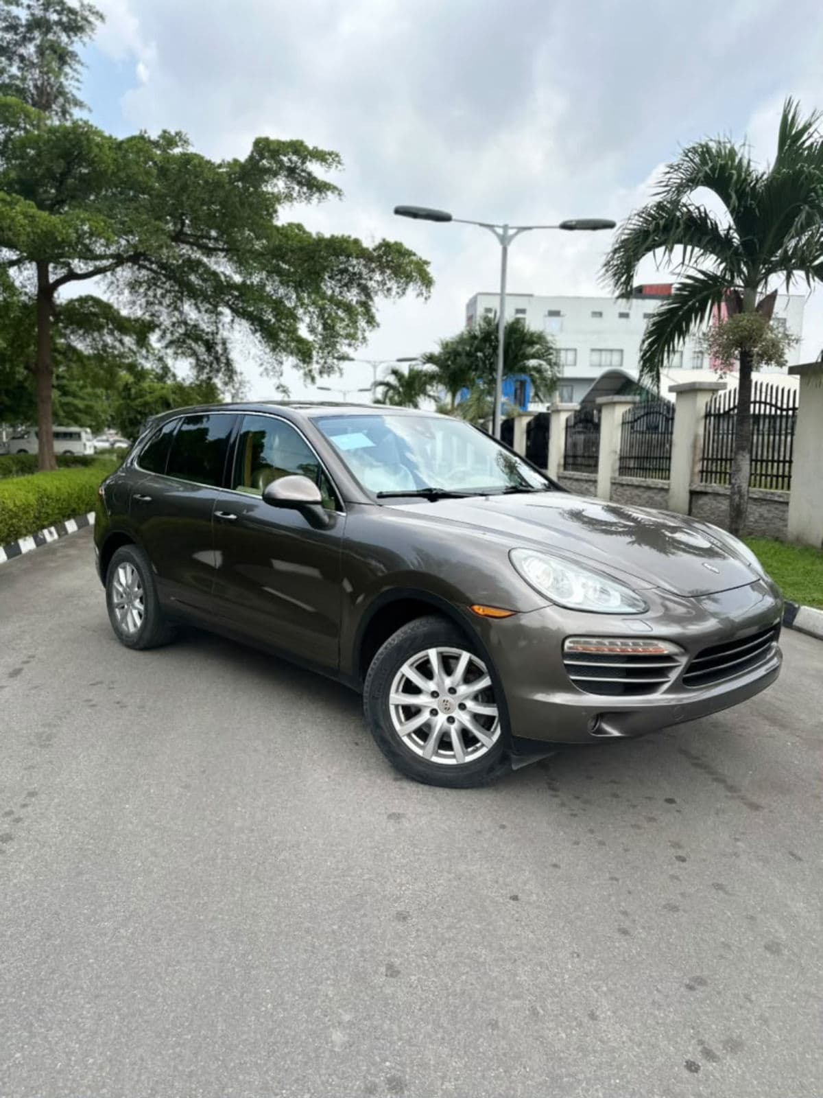 2013 PORSCHE CAYENNE — photo 5