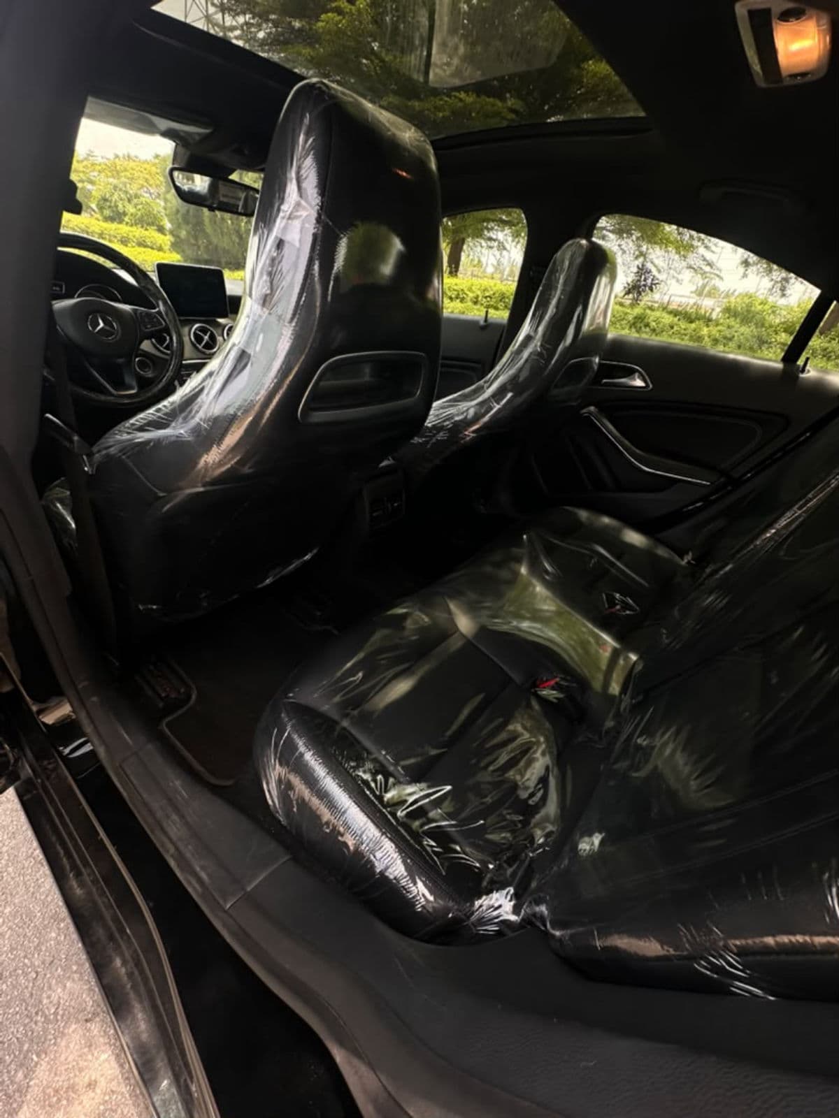 2015 CLA 250 — photo 2