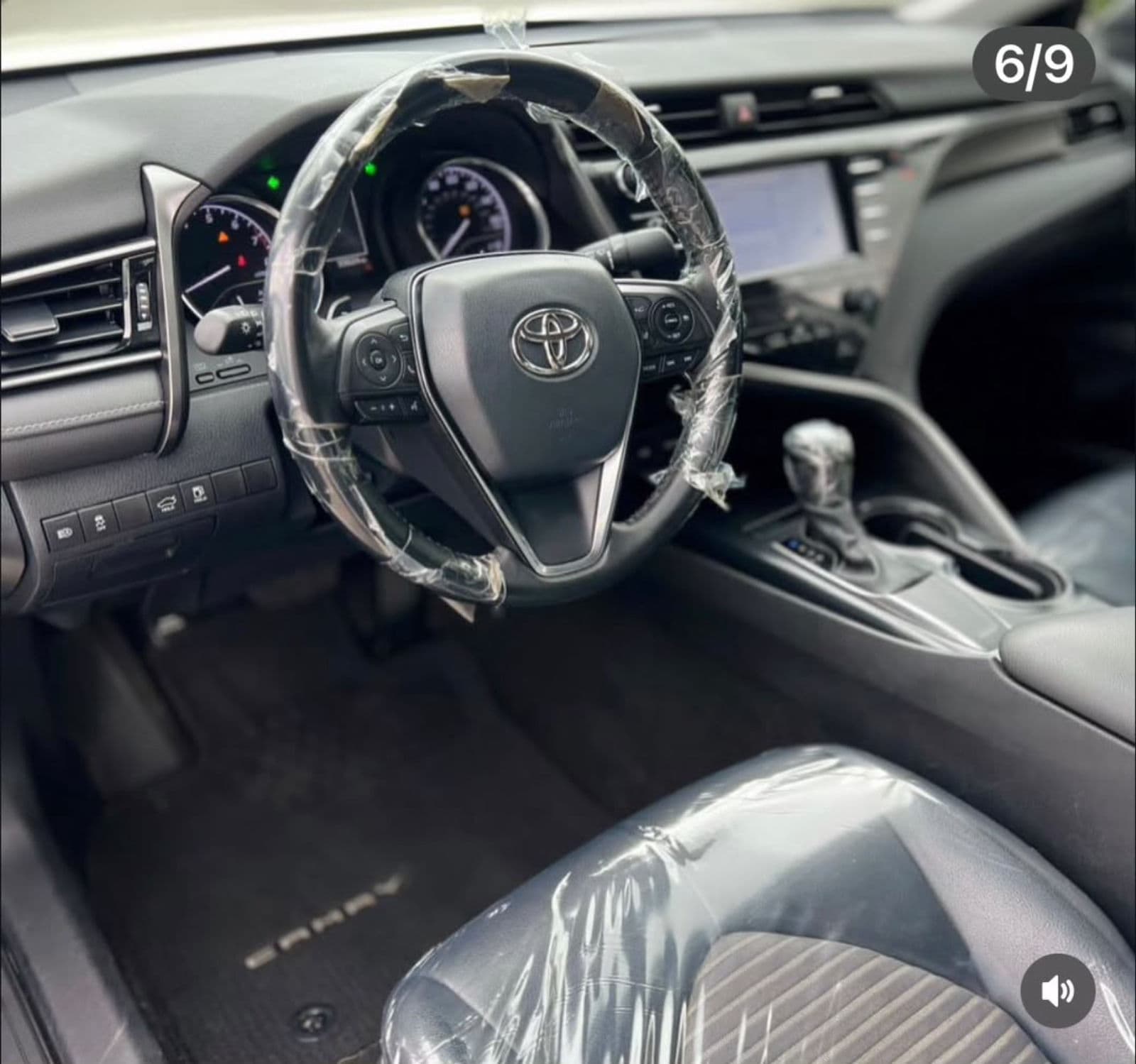 2020 TOYOTA CAMRY SE — photo 9