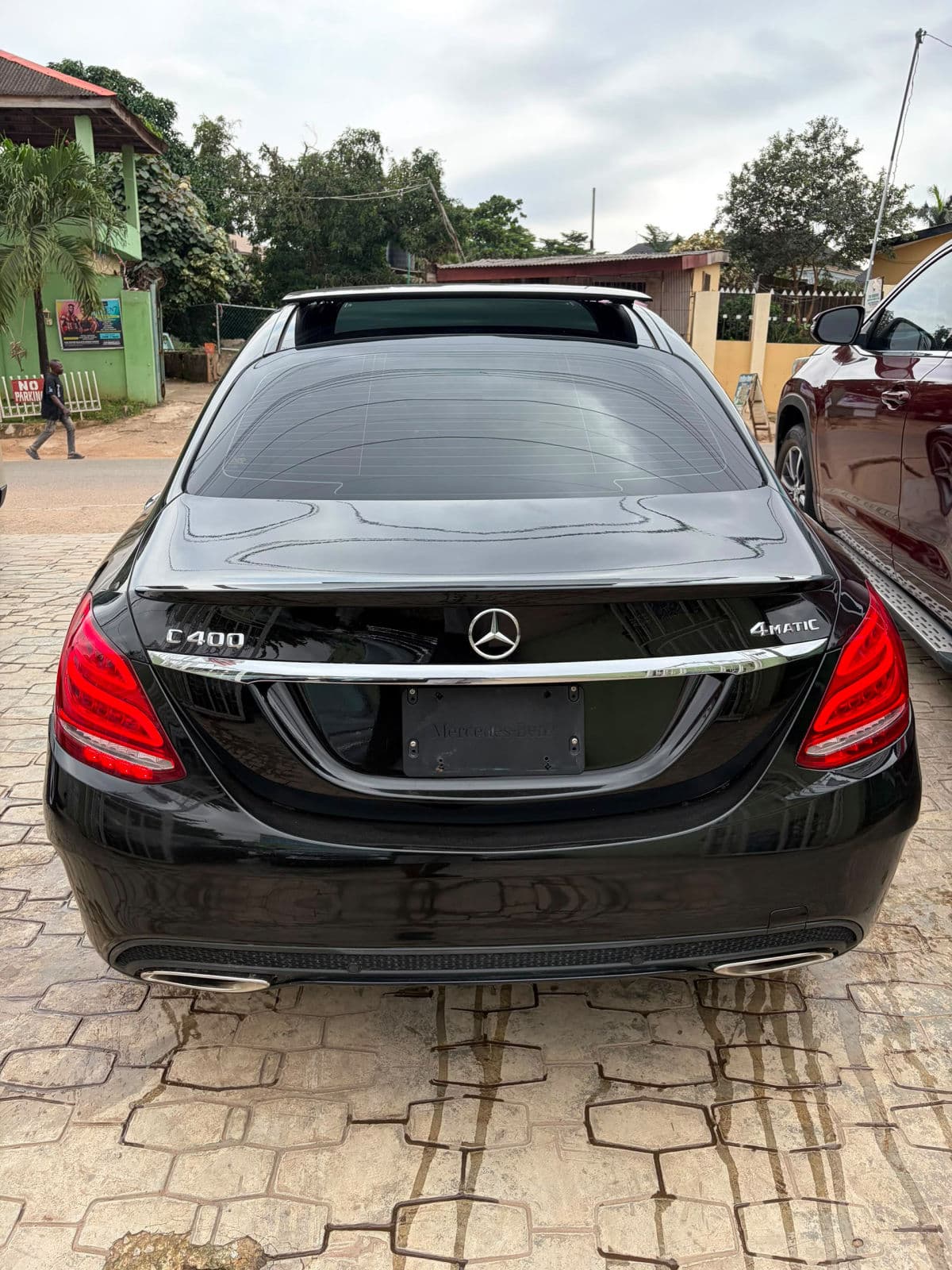 FOREIGN USED 2015 MERCEDES-BENZ C400 4MATIC — FULLY LOADED LUXURY SEDAN — photo 2