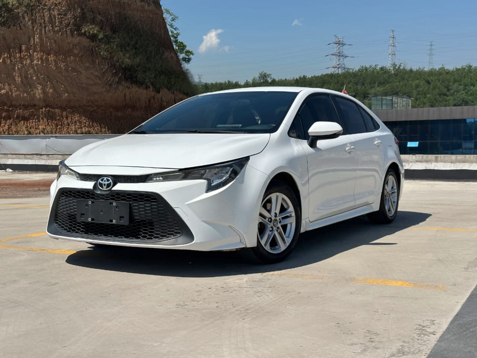 Toyota Corolla Levin with good quality and service history  — photo 8