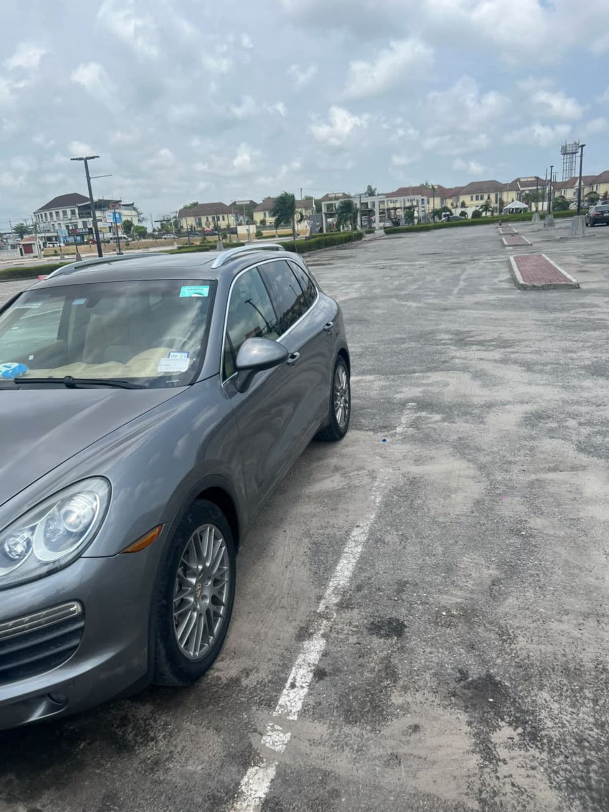 2010 PORSCHE CAYENNE — LOW MILEAGE • GOOD CONDITION • AUTOMATIC LUXURY SUV — photo 5