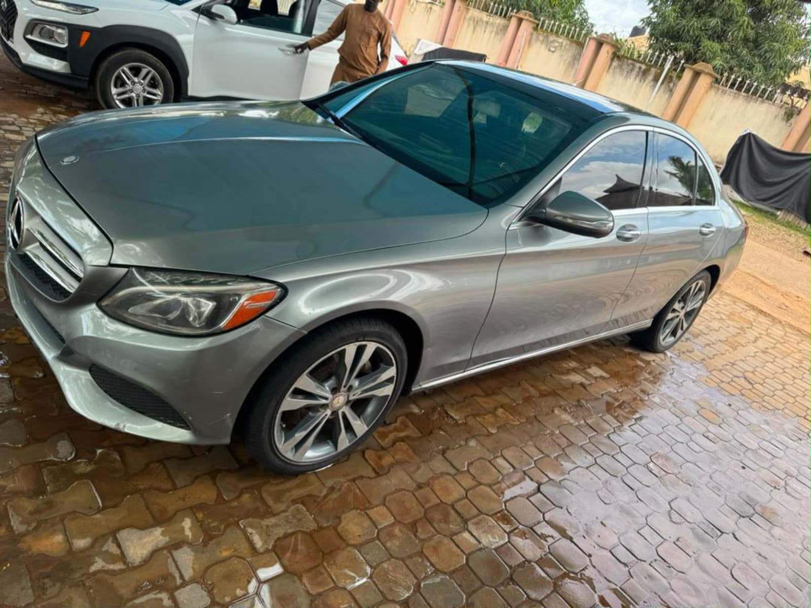 2016 MERCEDES BENZ C300 FOR SALE   — photo 2