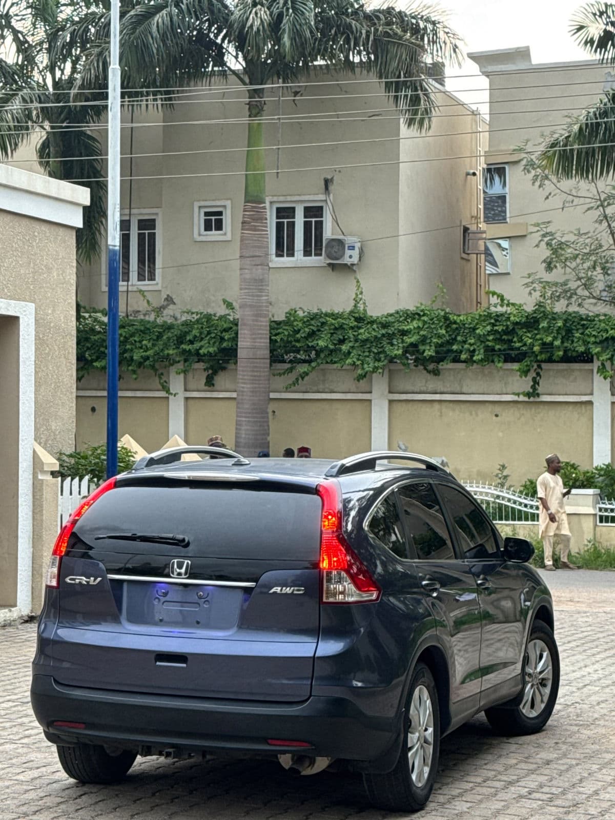 2013 HONDA CRV Automatic SUV — photo 8