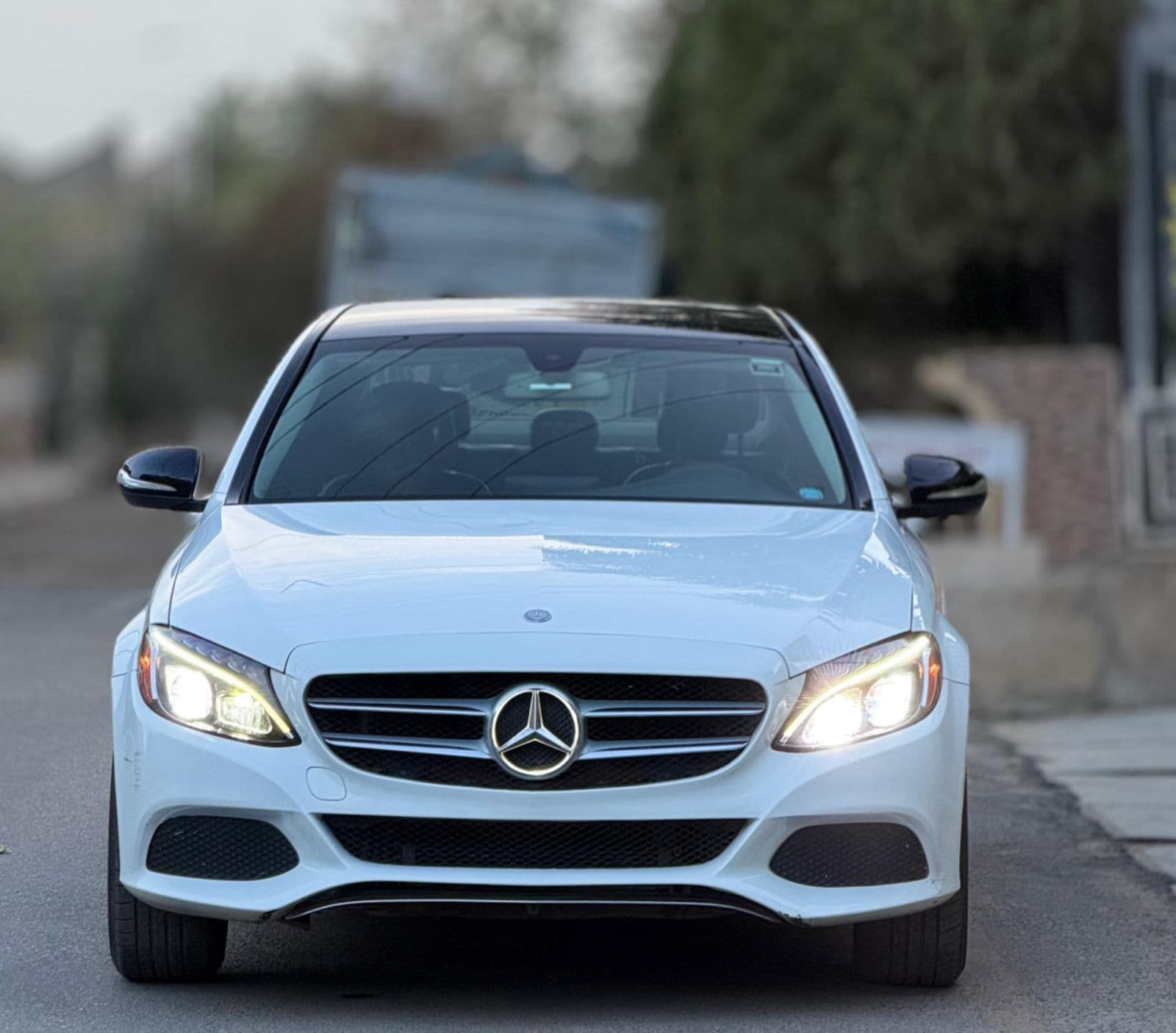 2015 Mercedes-Benz C300 Automatic Sedan — Premium Used Car in Nigeria — photo 10