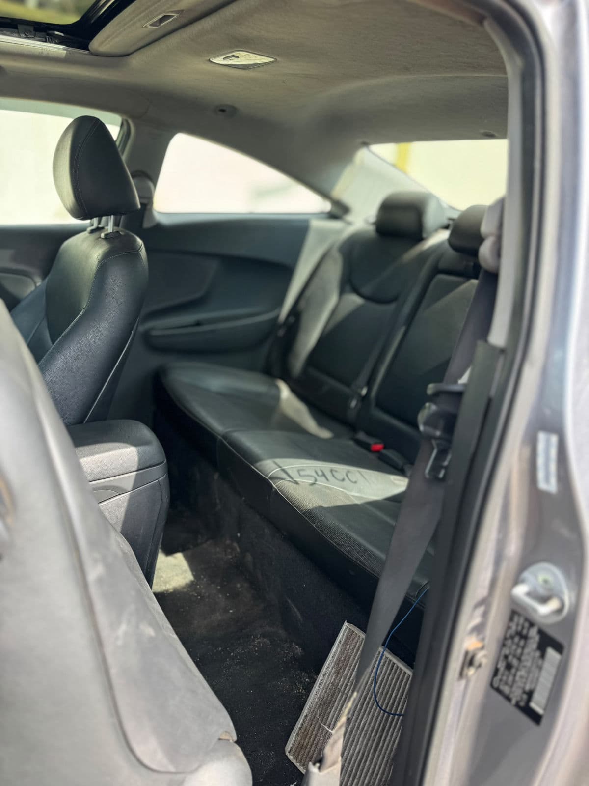 2013 HYUNDAI ELANTRA MANUAL  — photo 8