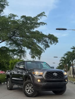 2018 TOYOTA TACOMA 4X4