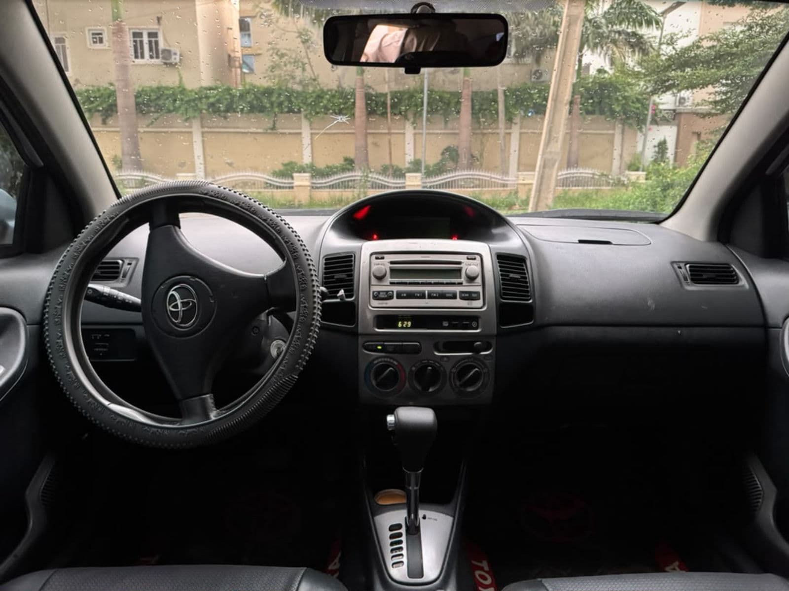 2006 TOYOTA VIOS — photo 2