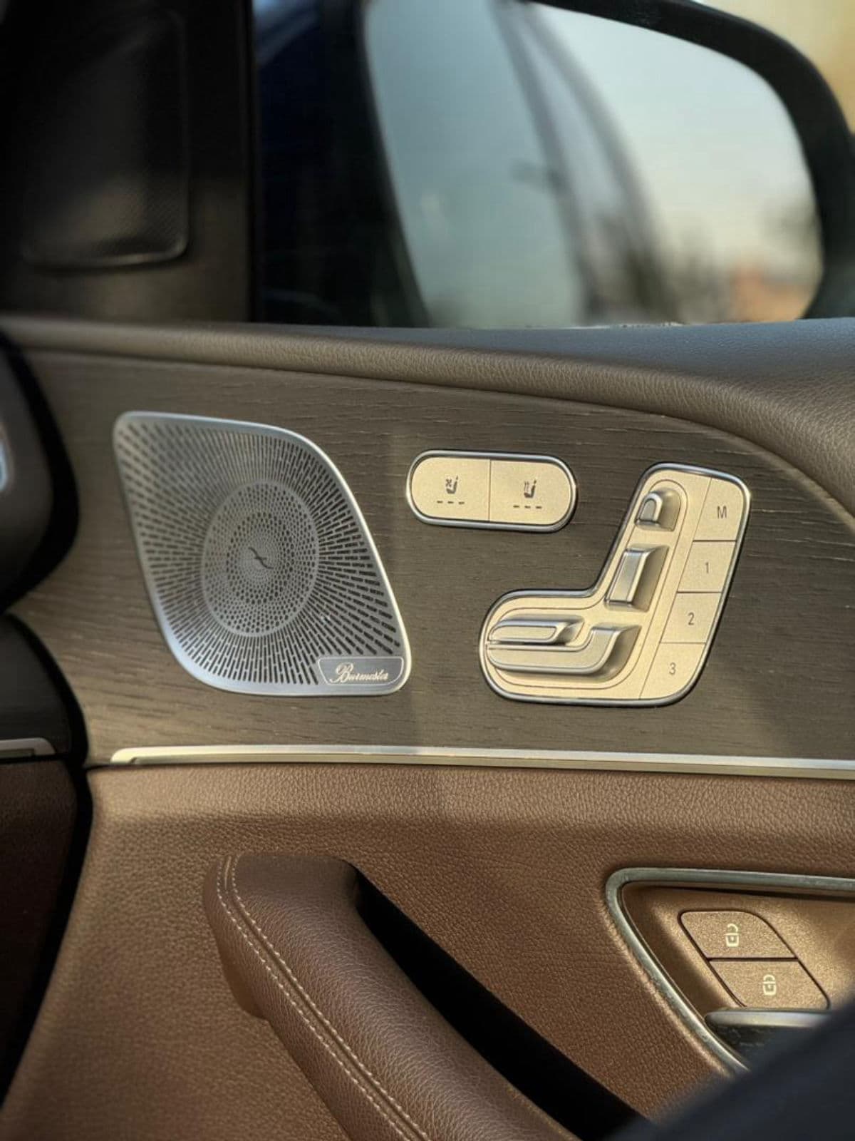 2021 MERCEDES GLE350 — photo 4