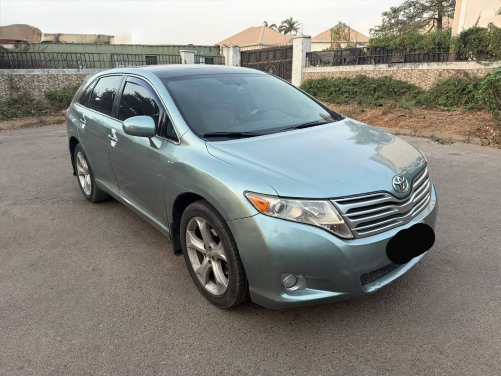 2011 Toyota Venza Full Option Automatic SUV for Sale in Nigeria — photo 2