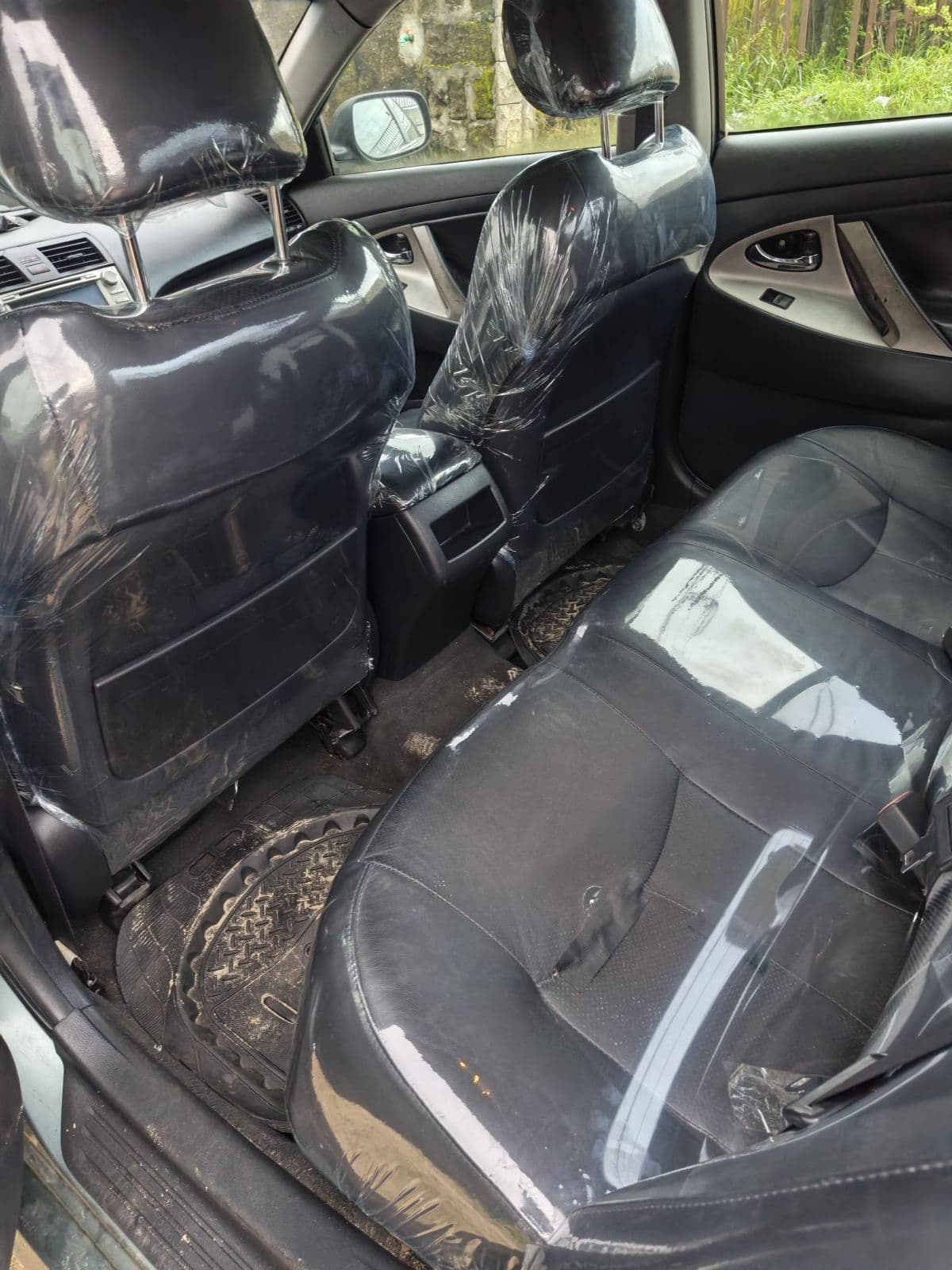 2009 Toyota Camry Automatic Sedan for Sale in Nigeria — photo 8