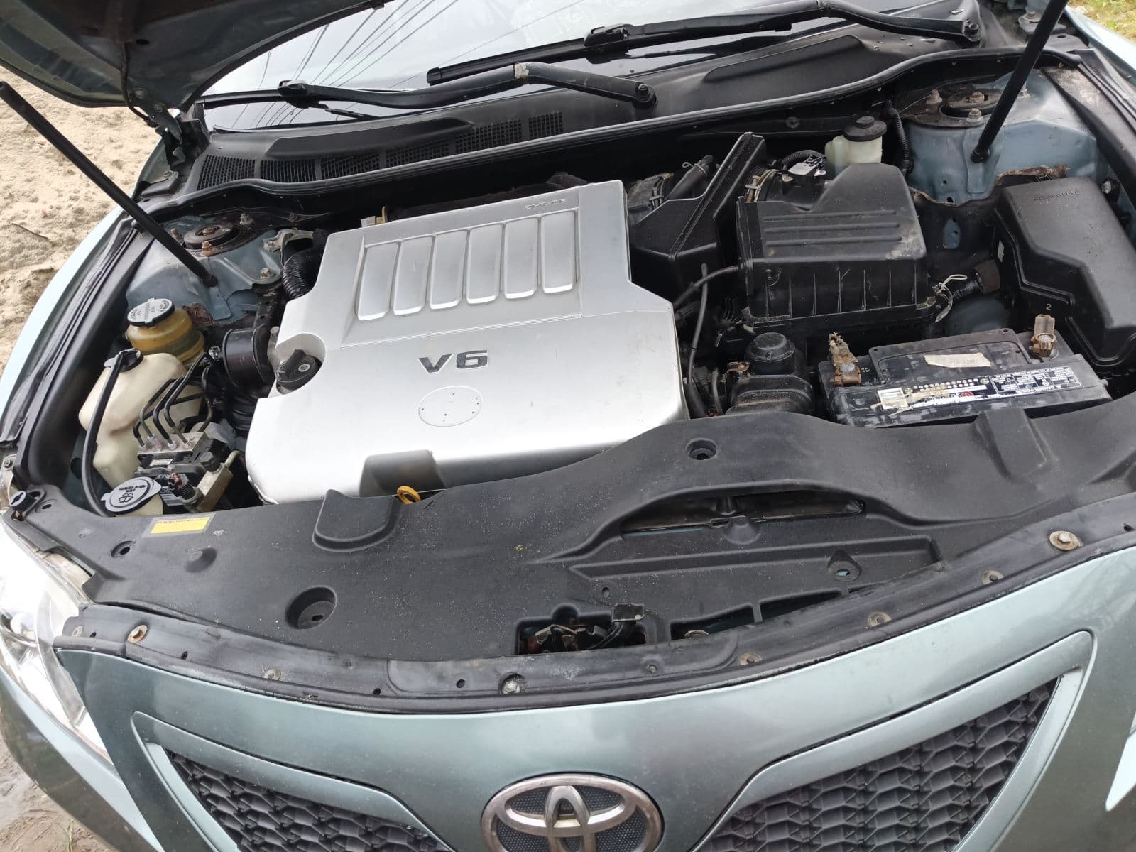 2009 Toyota Camry Automatic Sedan for Sale in Nigeria — photo 9