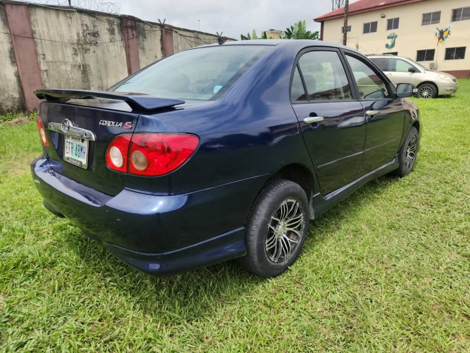 2007 Toyota Corolla Sports Edition – Automatic Sedan — photo 2