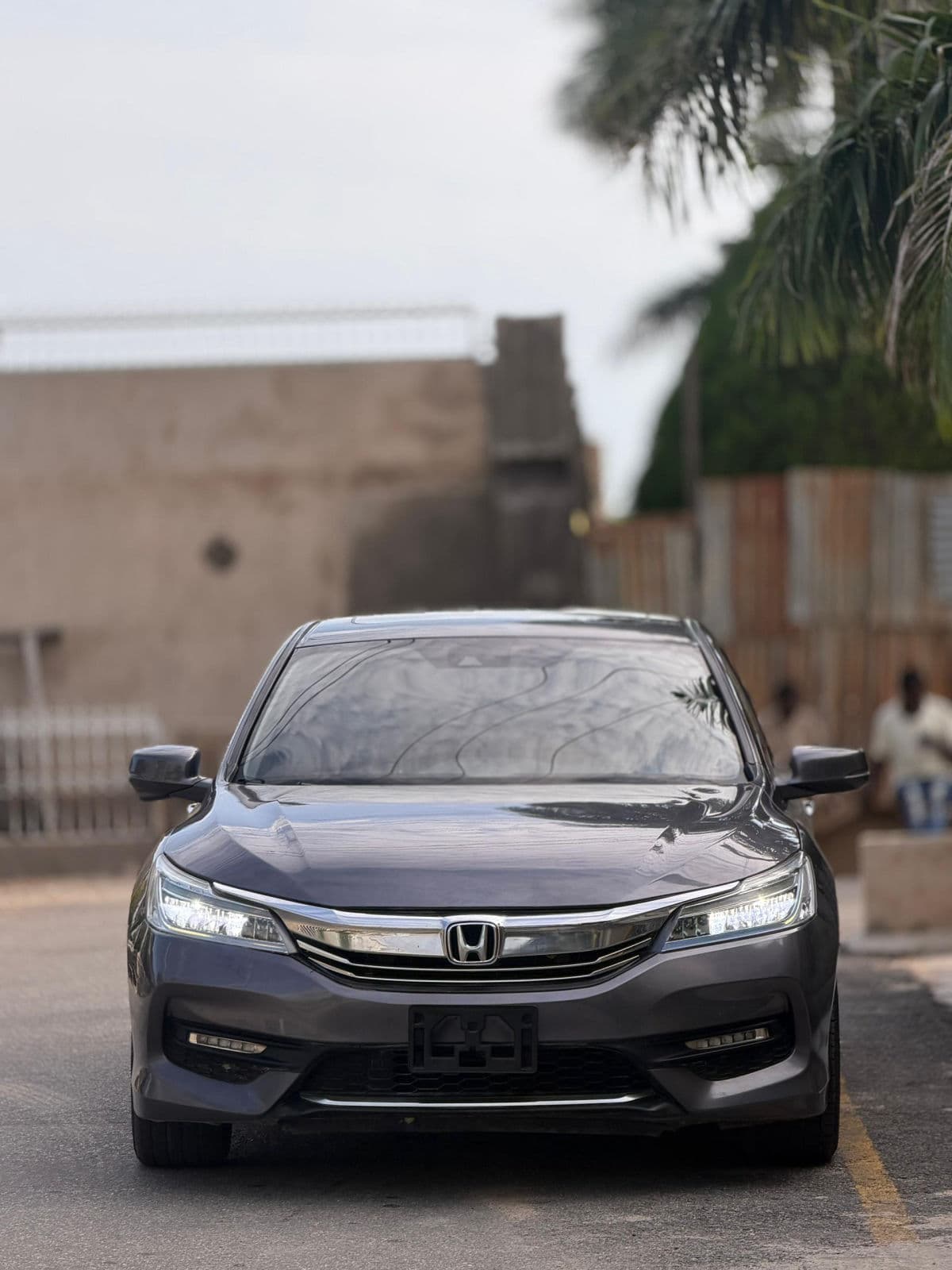 2016 Honda Accord EX-L Sedan (Automatic) – Full Option — photo 2