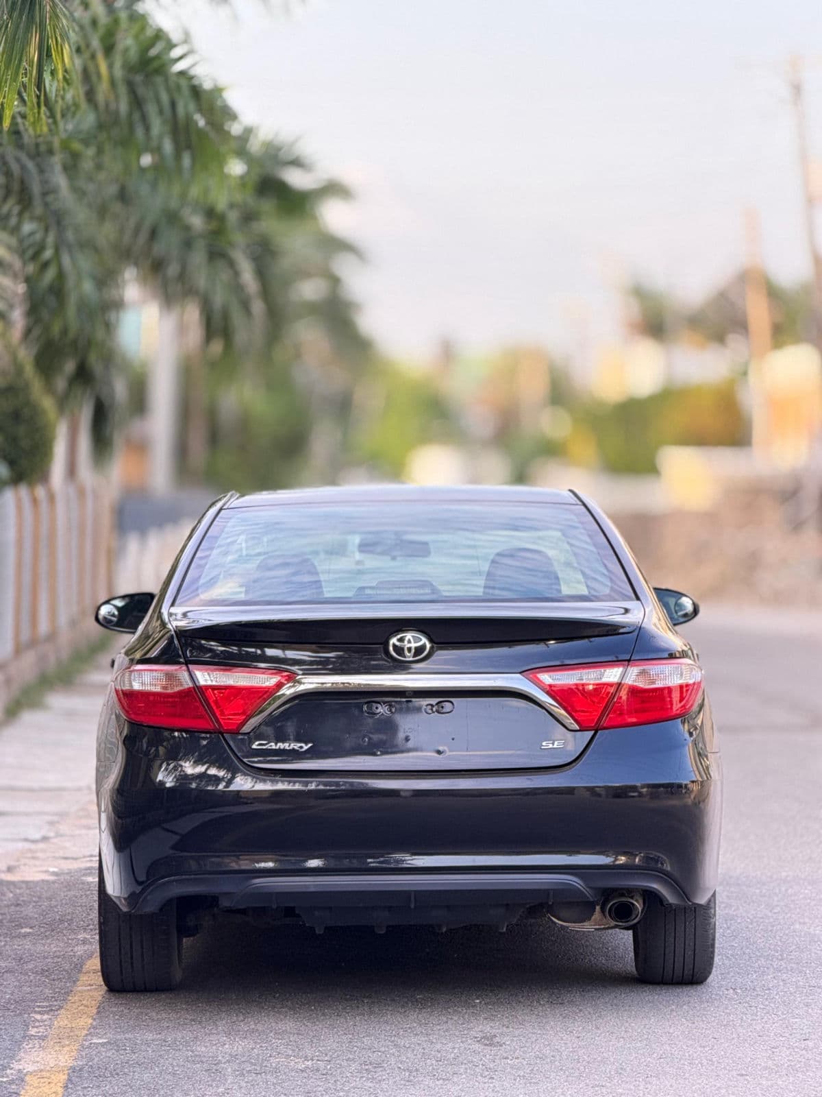 2015 TOYOTA CAMRY SE Automatic Sedan For Sale in Nigeria — photo 8