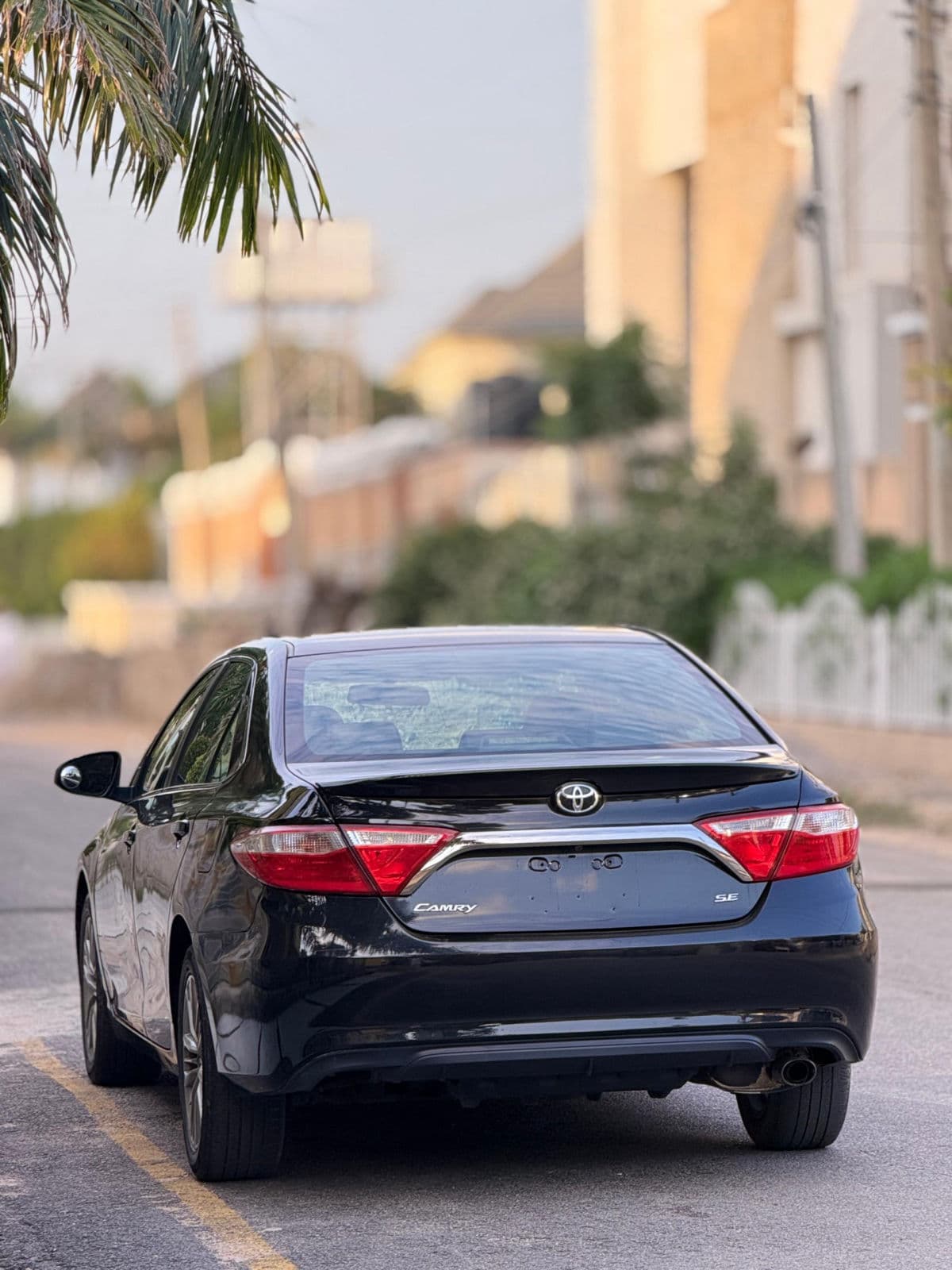 2015 TOYOTA CAMRY SE Automatic Sedan For Sale in Nigeria — photo 10