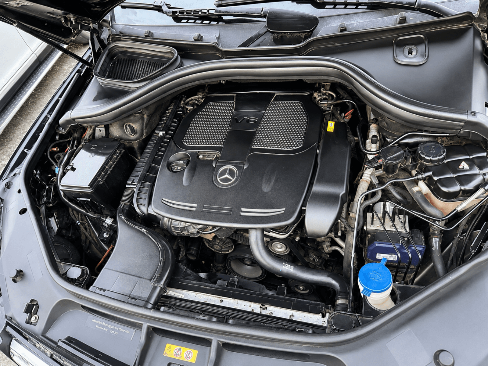 2016 Mercedes-Benz GLE SUV — photo 7 of 8