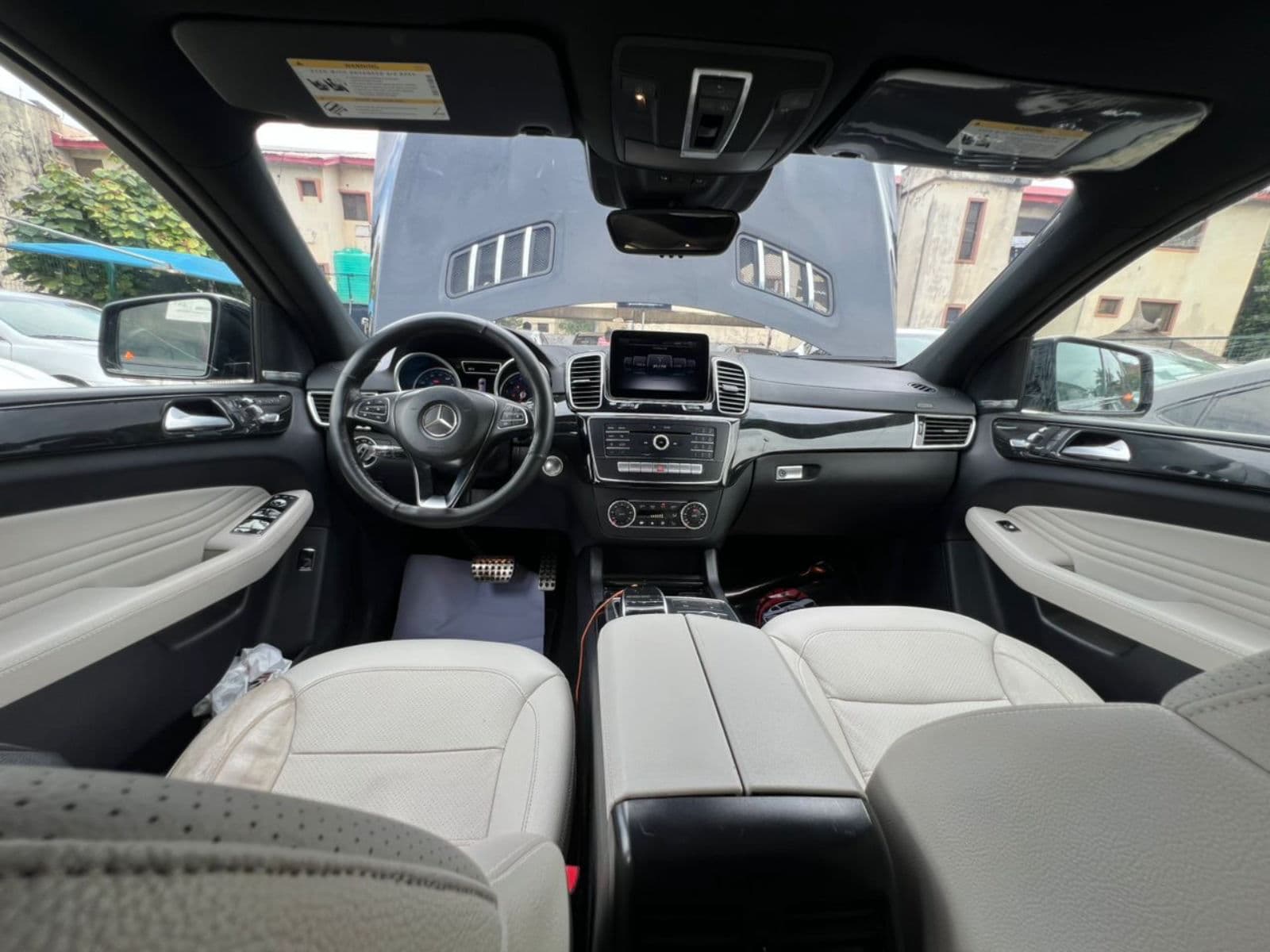 2017 Mercedes-Benz GLE SUV — photo 7 of 8