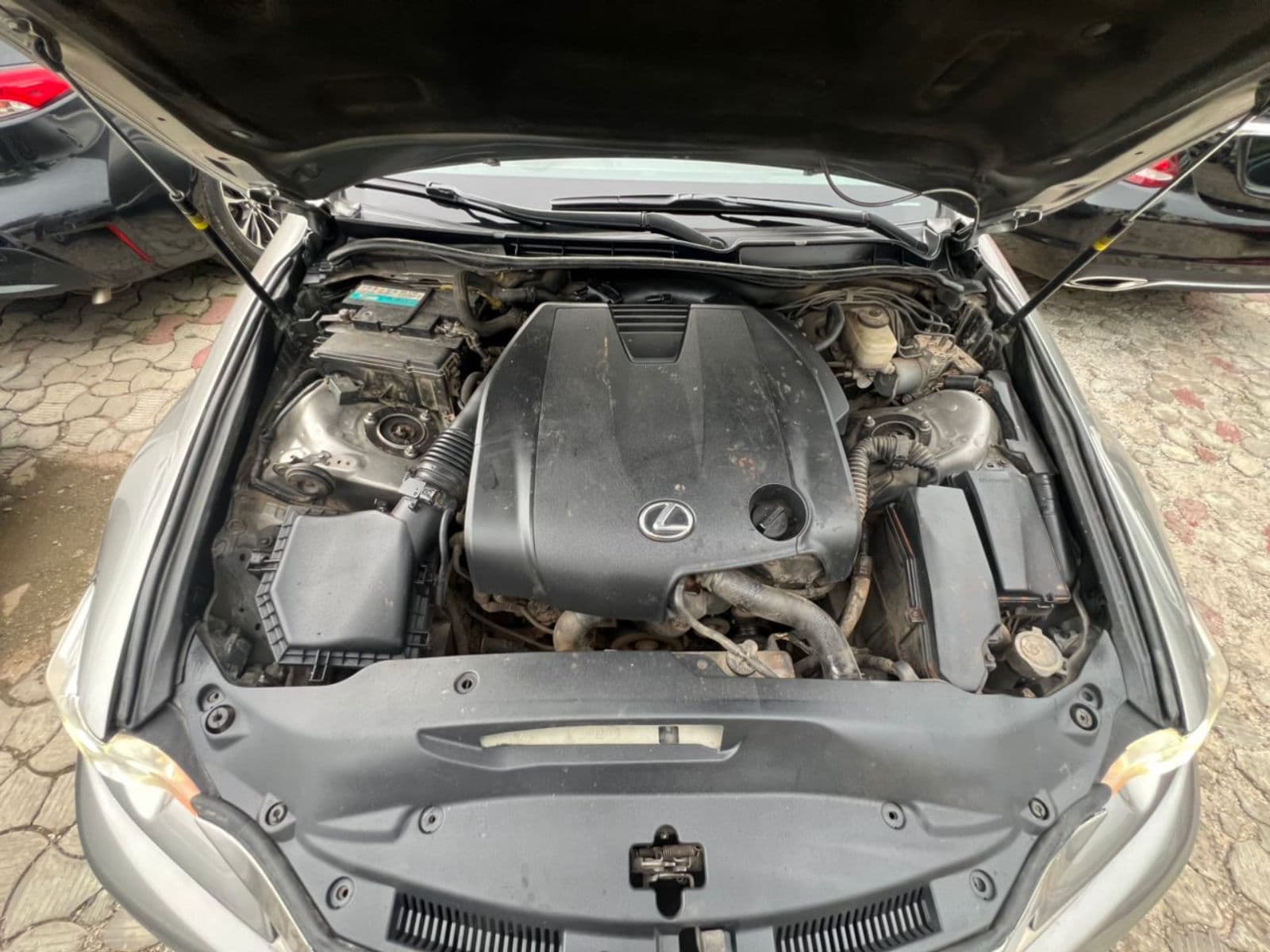2015 Lexus IS Sedan — photo 7 of 7