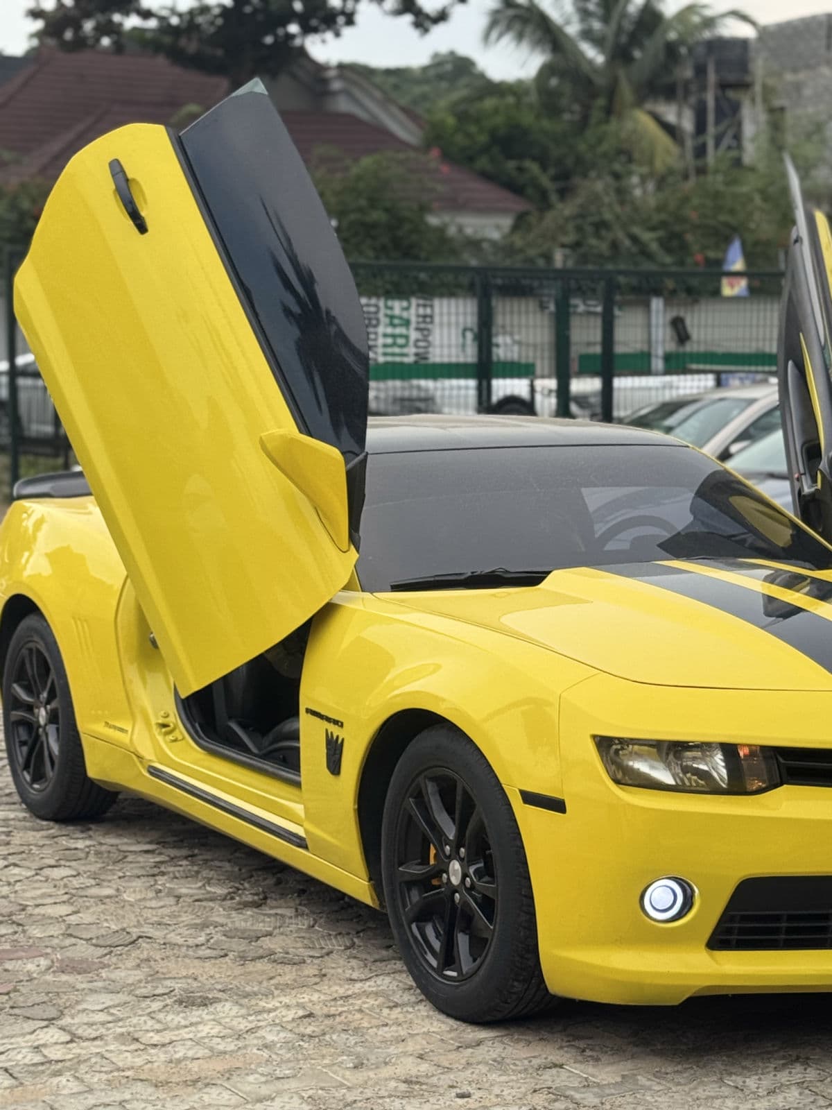 2014 Chevrolet Camaro Coupe — photo 9 of 11