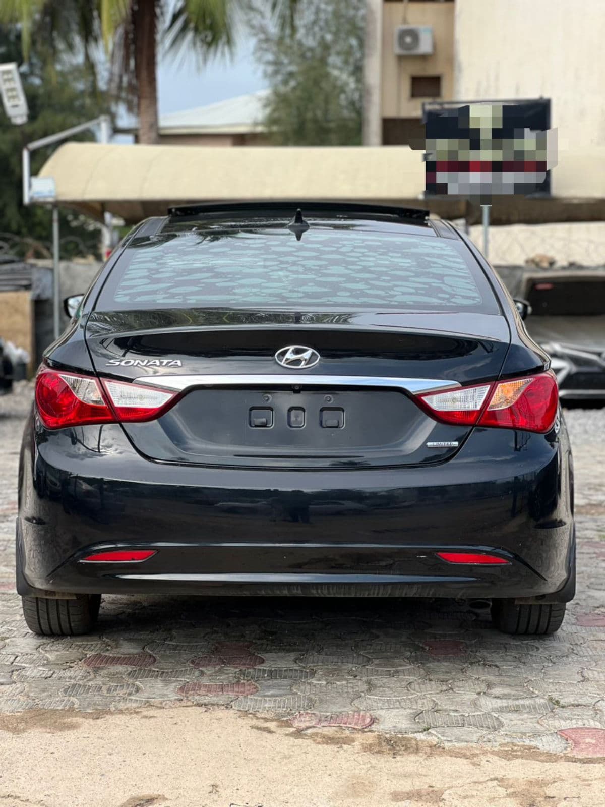 2013 Hyundai Sonata Sedan — photo 3 of 8