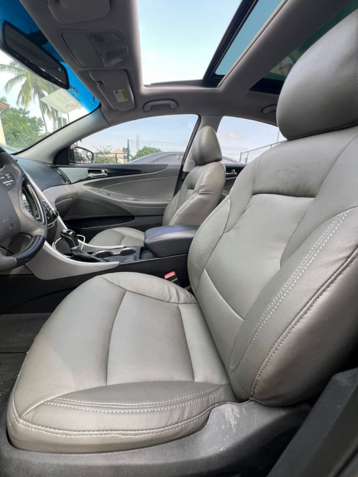 2013 Hyundai Sonata Sedan — photo 6 of 8