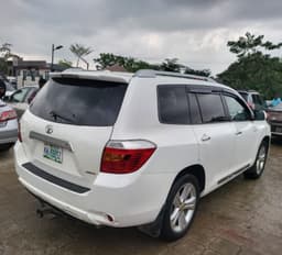 2010 Toyota Highlander SUV — for sale in Gwarinpa Abuja