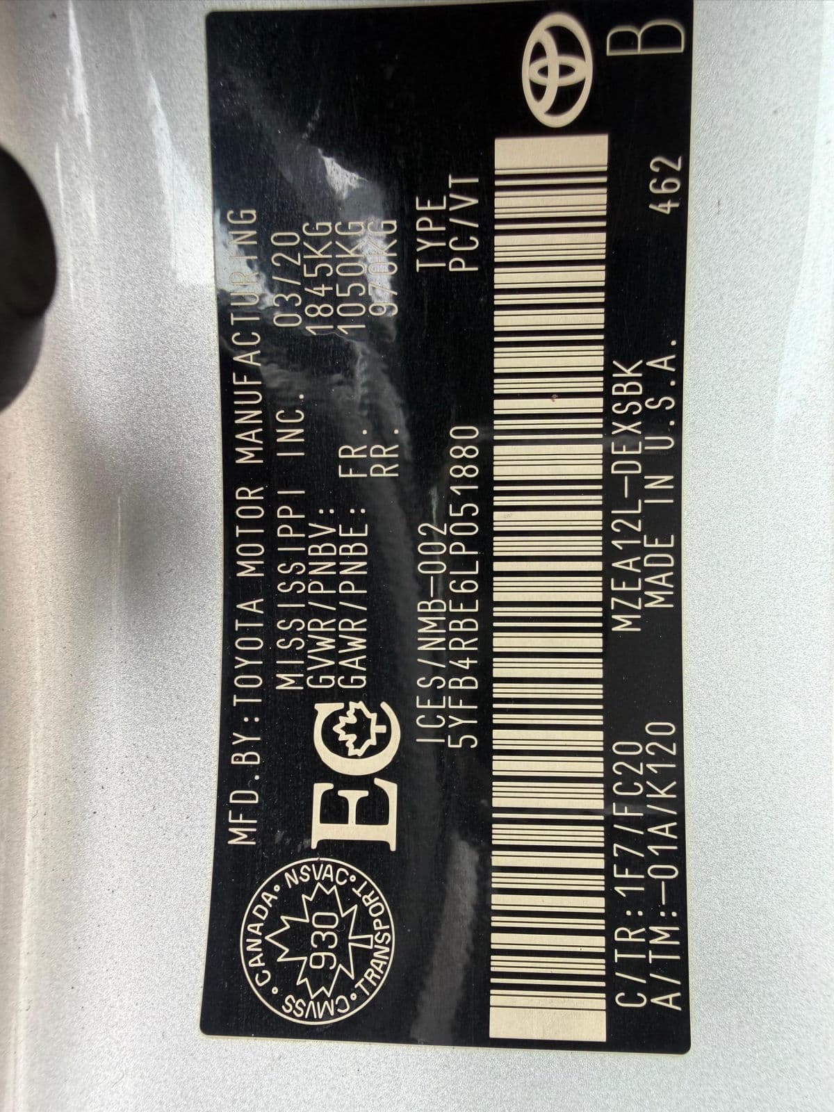 2020 Toyota Corolla Sedan — photo 6 of 9