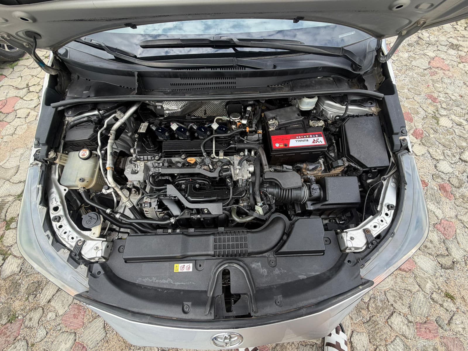 2020 Toyota Corolla Sedan — photo 9 of 9