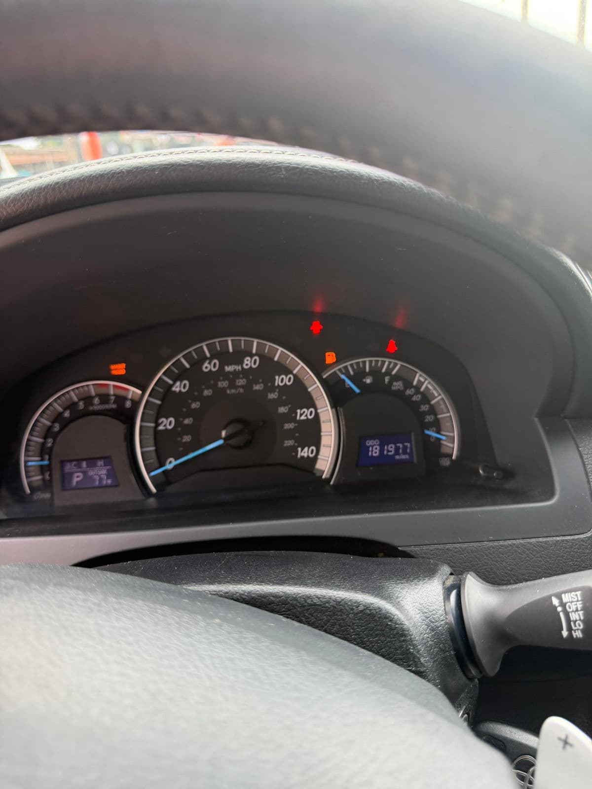 2014 Toyota Camry Sedan — photo 7 of 8