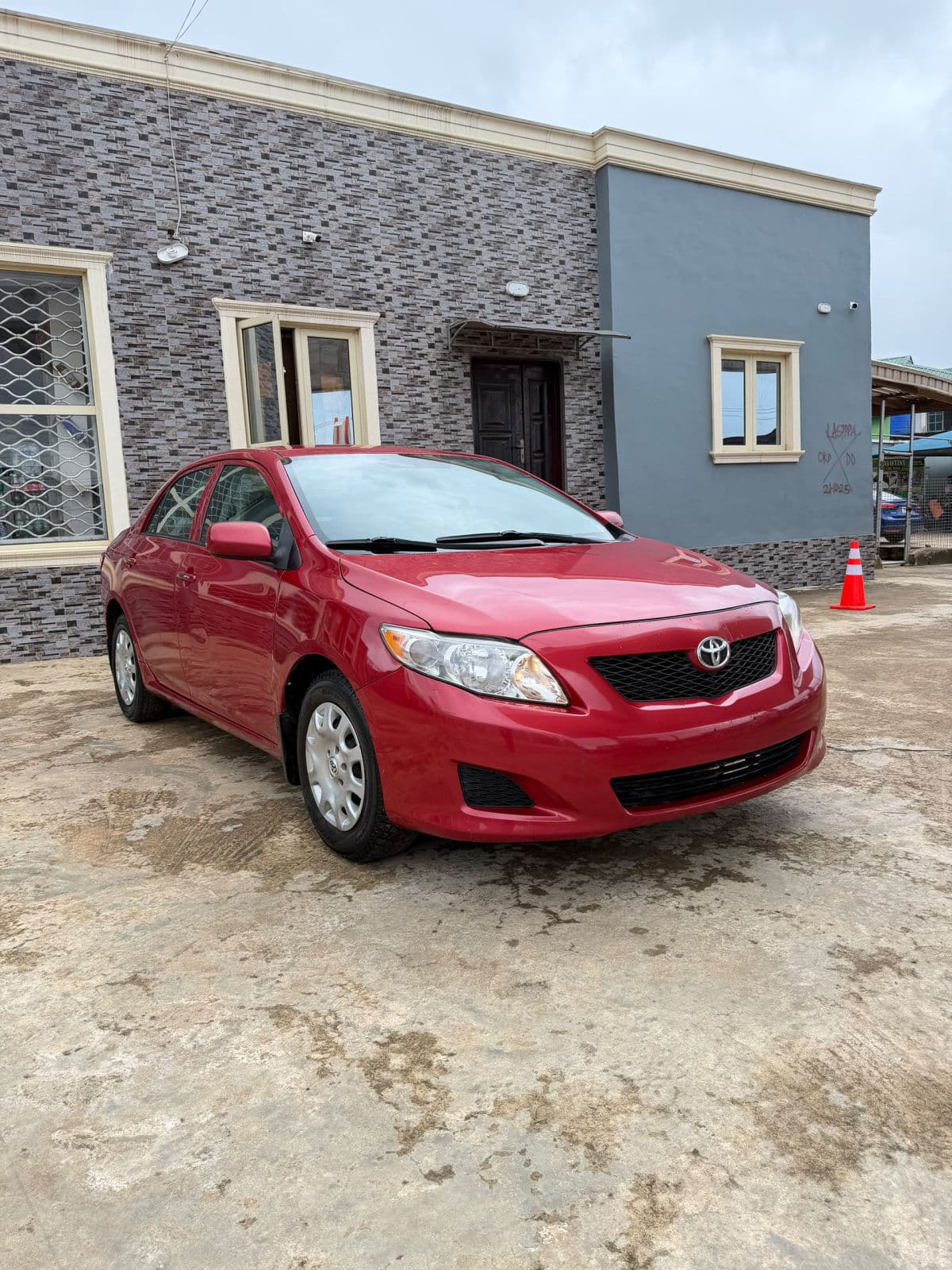 2008 Toyota Corolla Sedan — photo 2 of 10