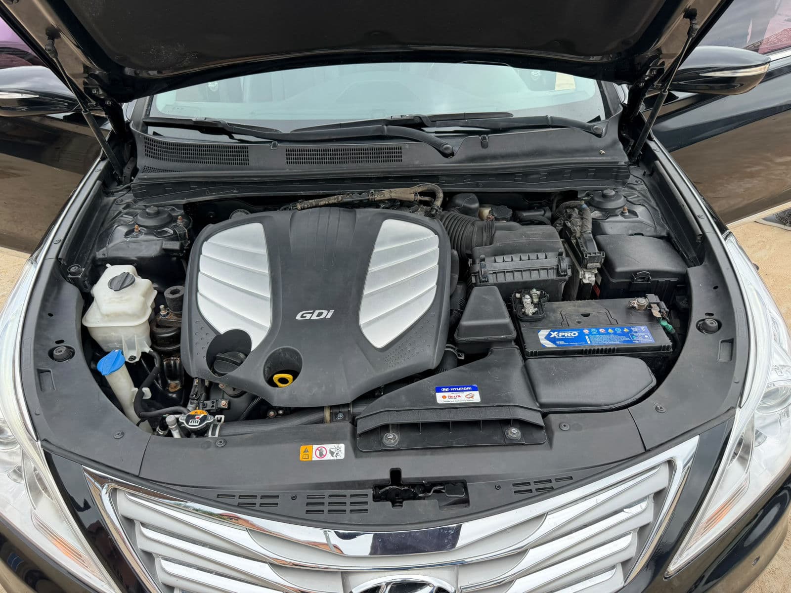 2012 Hyundai Azera Sedan — photo 3 of 10