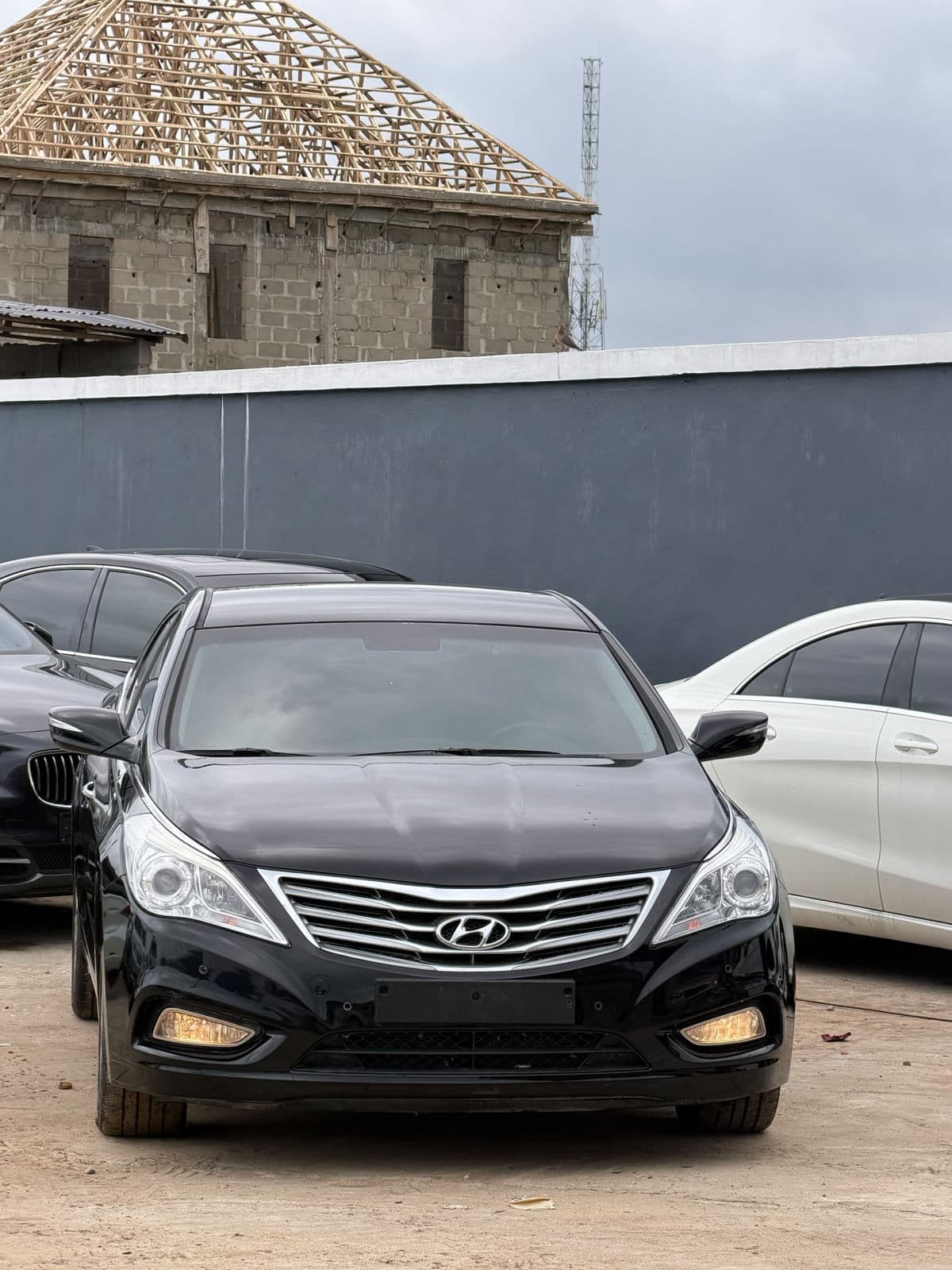 2012 Hyundai Azera Sedan — photo 5 of 10