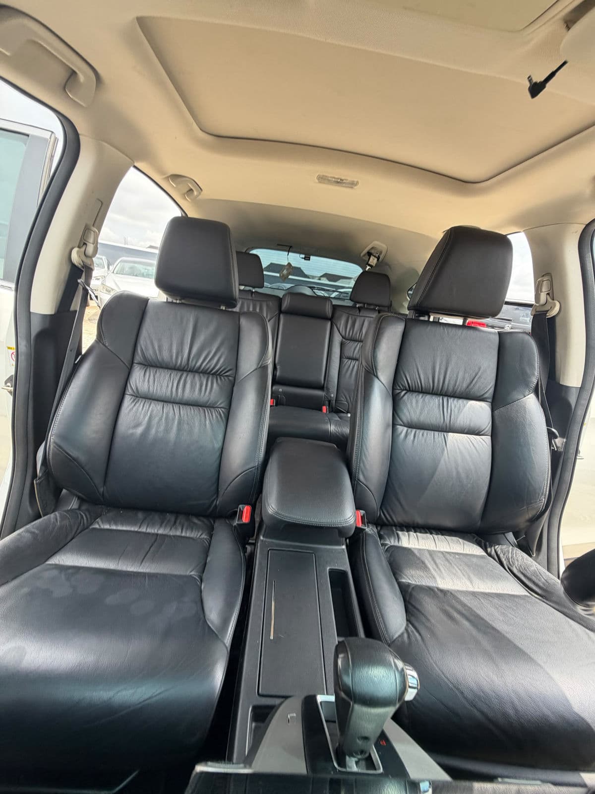2014 Honda CRV SUV — photo 6 of 9