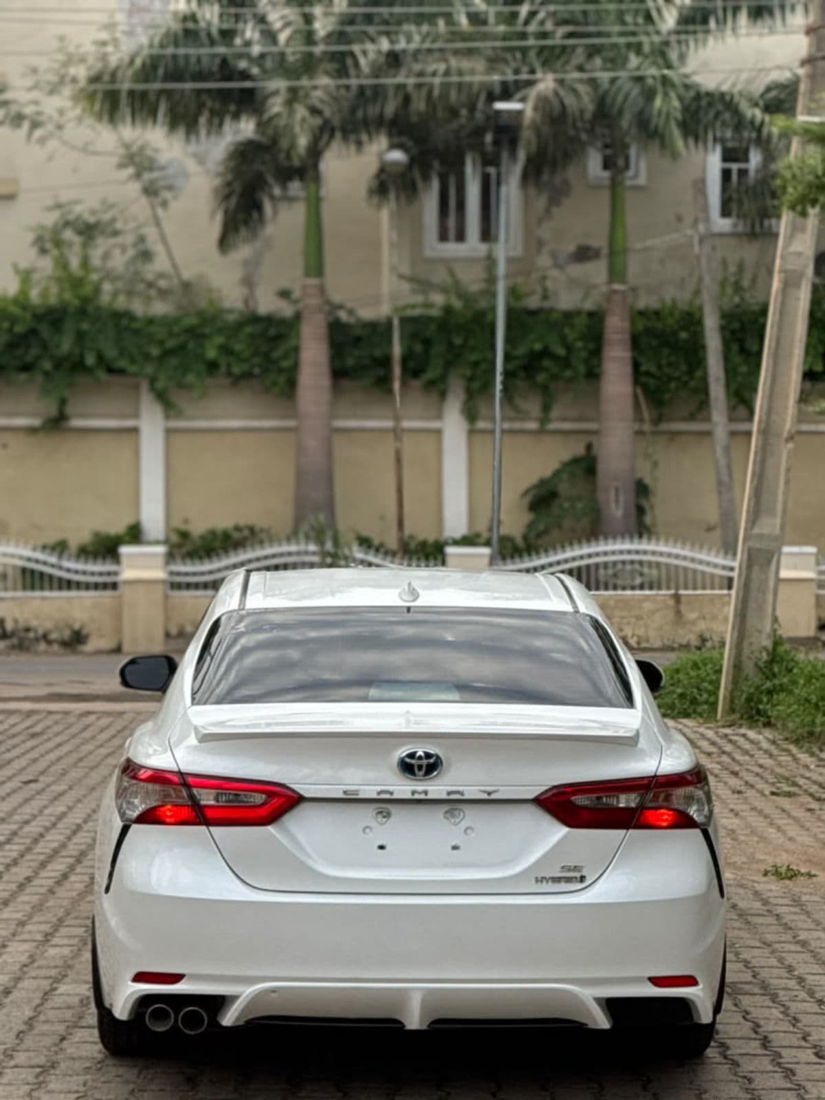 2019 Toyota Camry Sedan — photo 8 of 9
