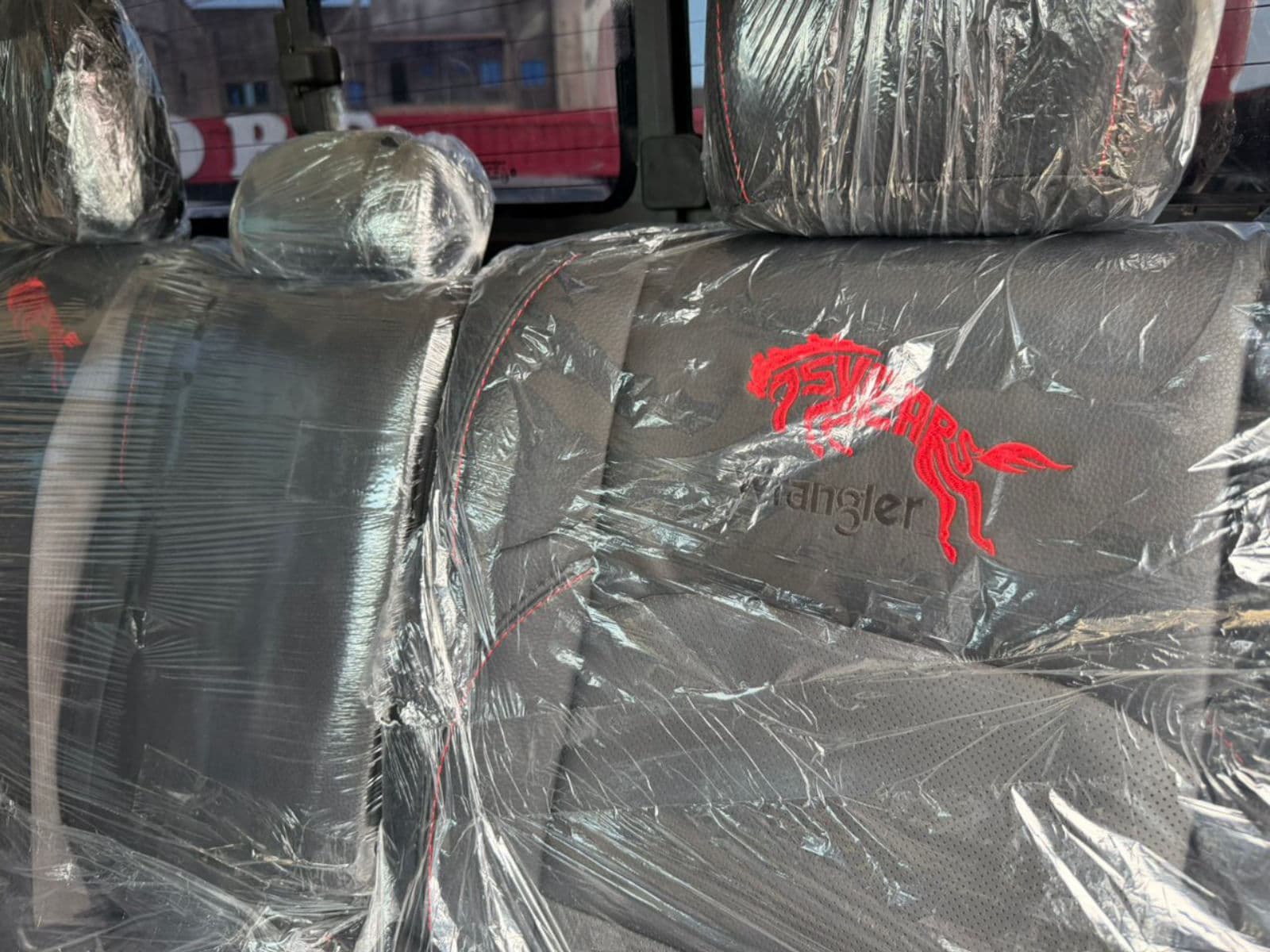 2020 Jeep wrangler Truck — photo 5 of 10