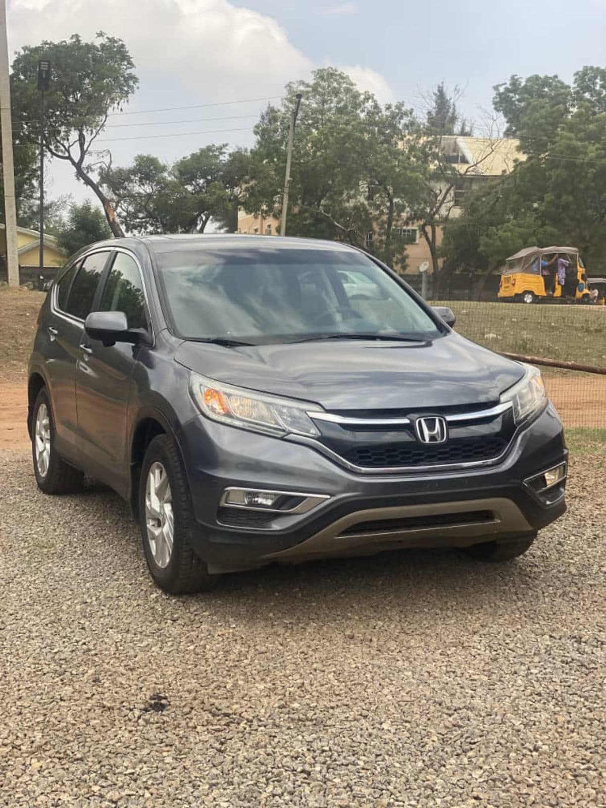 2015 Honda CRV SUV — photo 3 of 8
