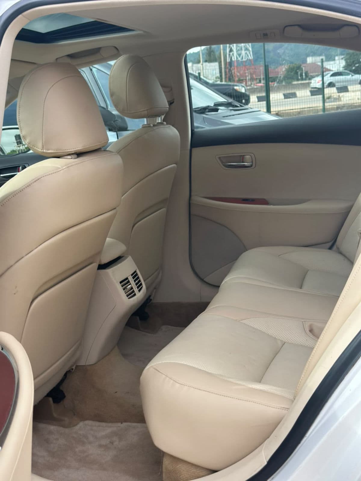 2013 Lexus Es 350 Sedan — photo 6 of 10