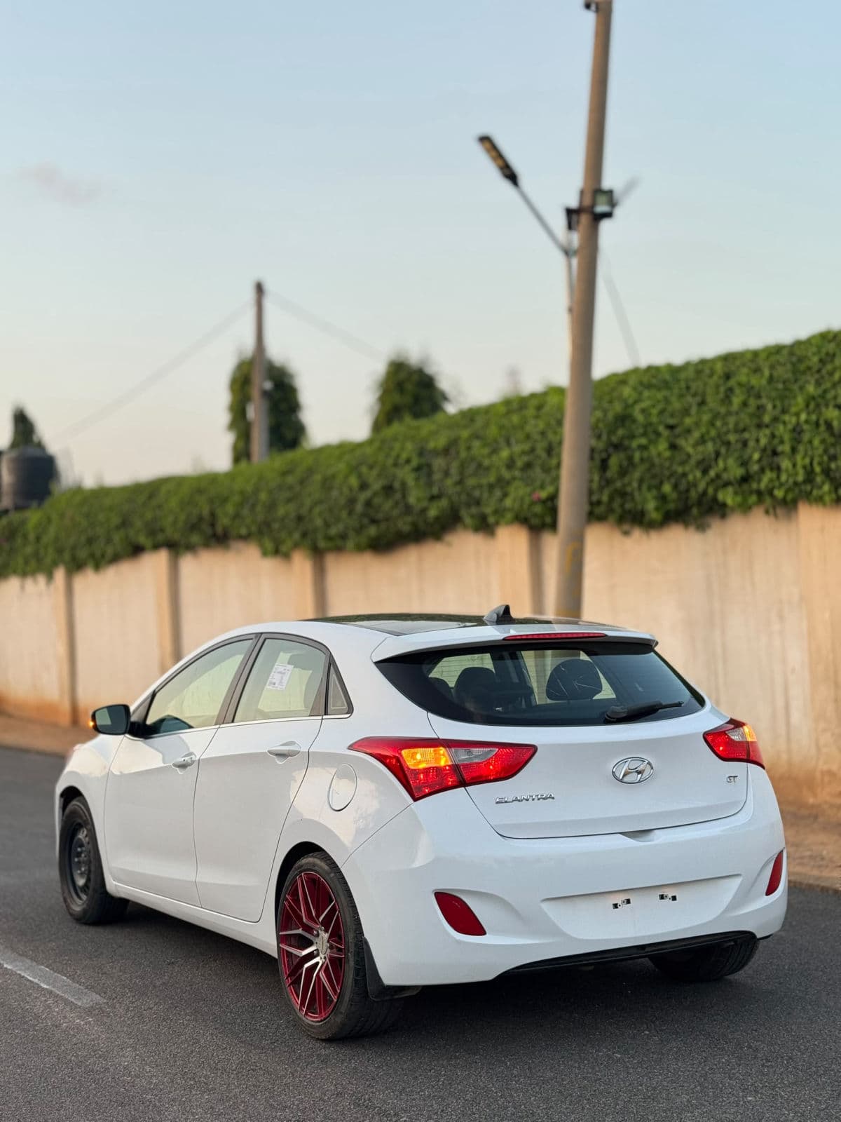 2014 Hyundai Elantra Hatchback — photo 10 of 11