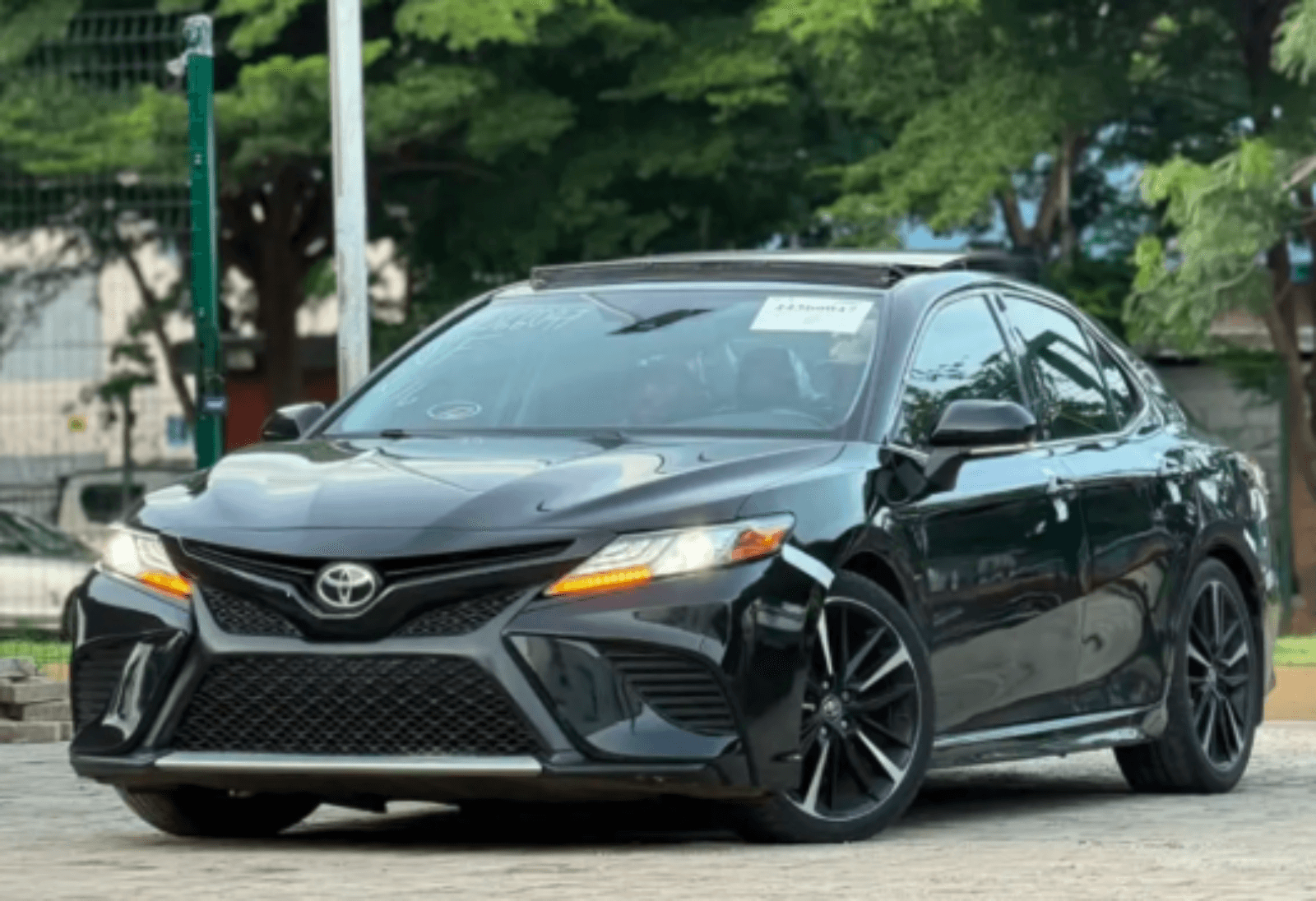 2020 Toyota Camry Sedan — Foreign Used for sale in Abuja