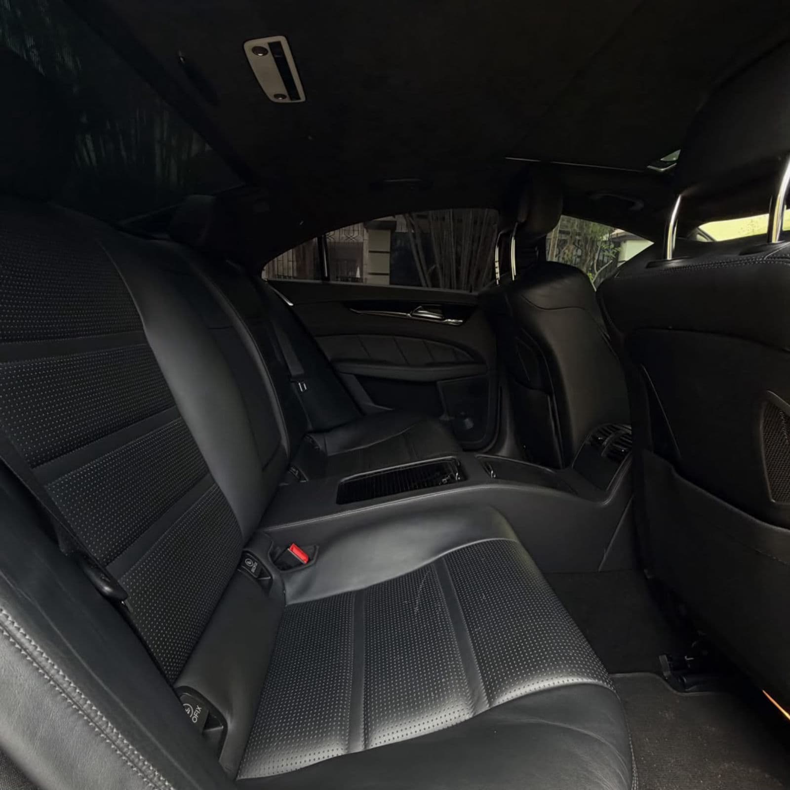 2013 Mercedes-Benz CLS Class Sedan — photo 4 of 8
