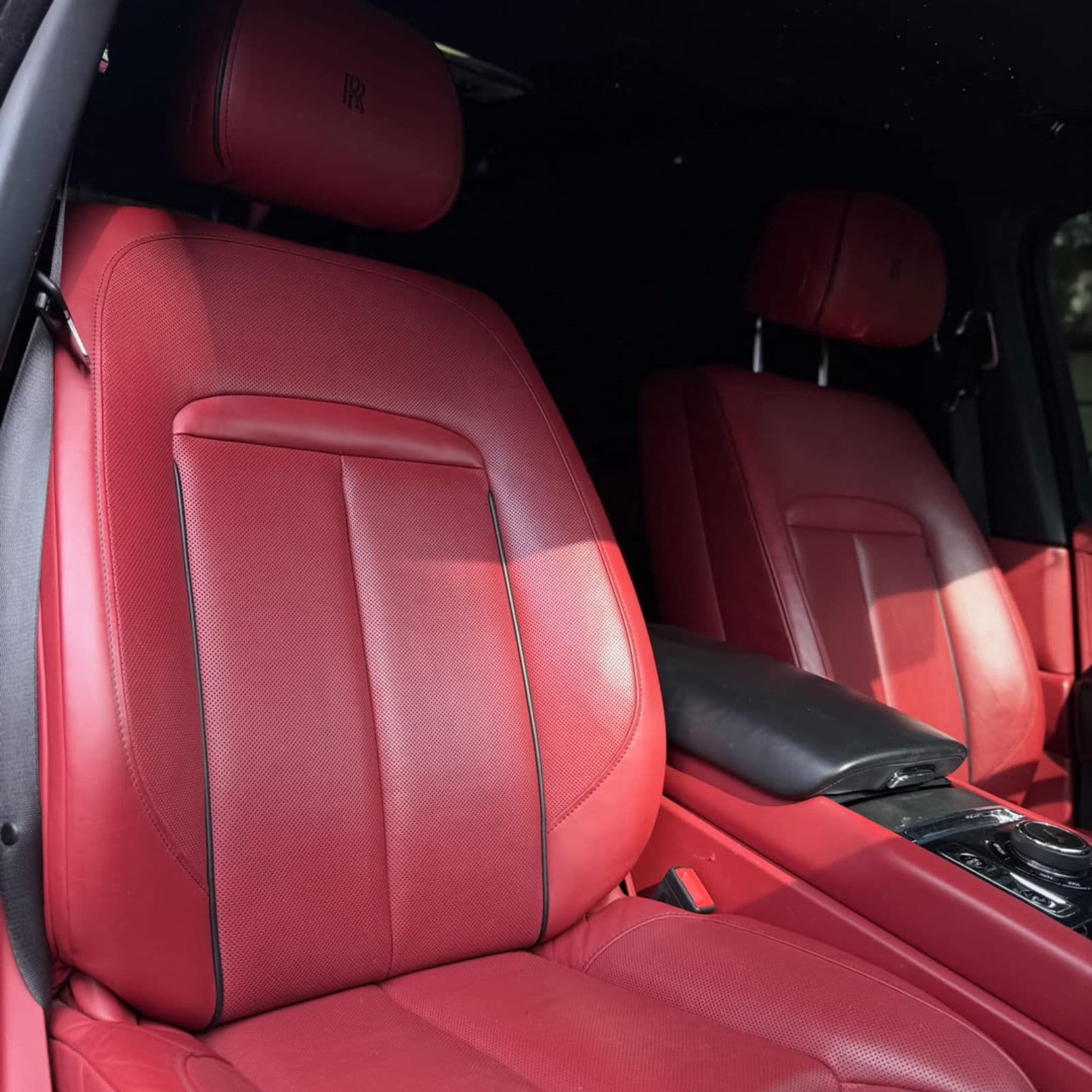 2020 Rolls-Royce Cullinan SUV — photo 5 of 9