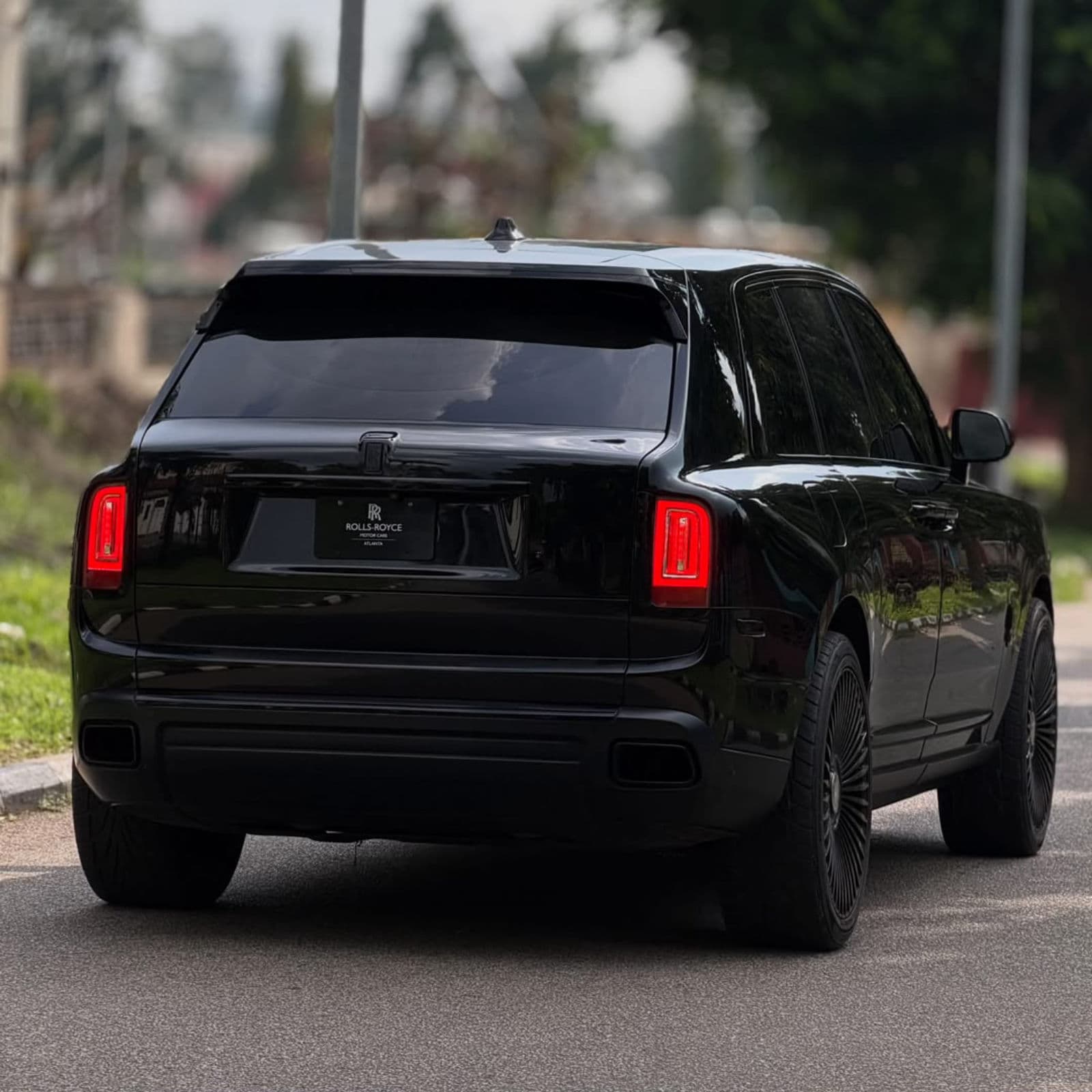 2020 Rolls-Royce Cullinan SUV — photo 8 of 9
