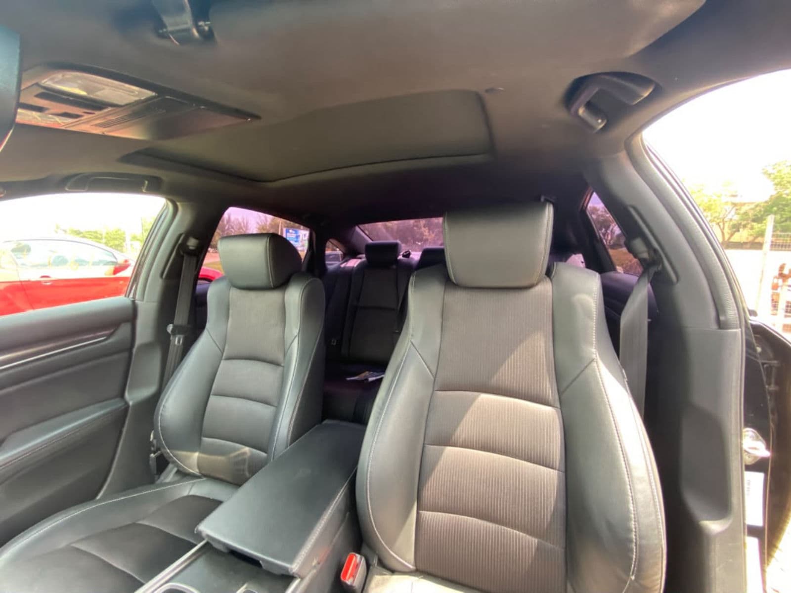 2018 Honda Accord Sedan — photo 6 of 11